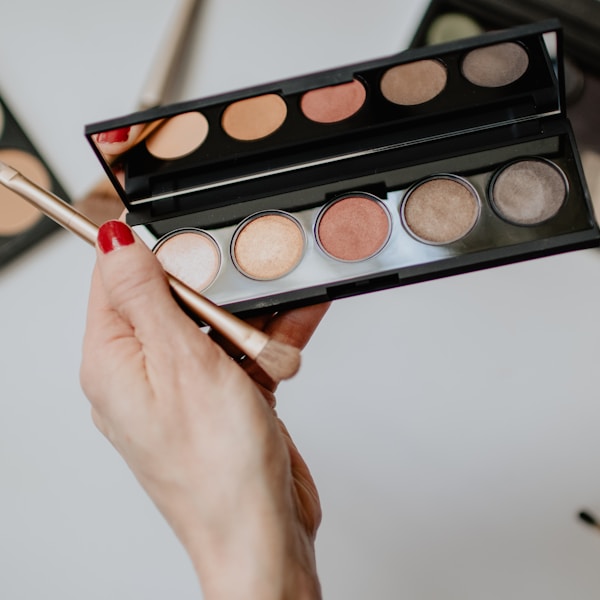 Hydra Gloss Lip Oil - Pink Shimmer